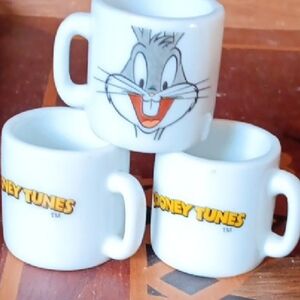 WB LOONEY TUNES PORCELAIN CERAMIC MUG 1.25 INCH LOONEY TUNES MINI CERAMIC GLOSS